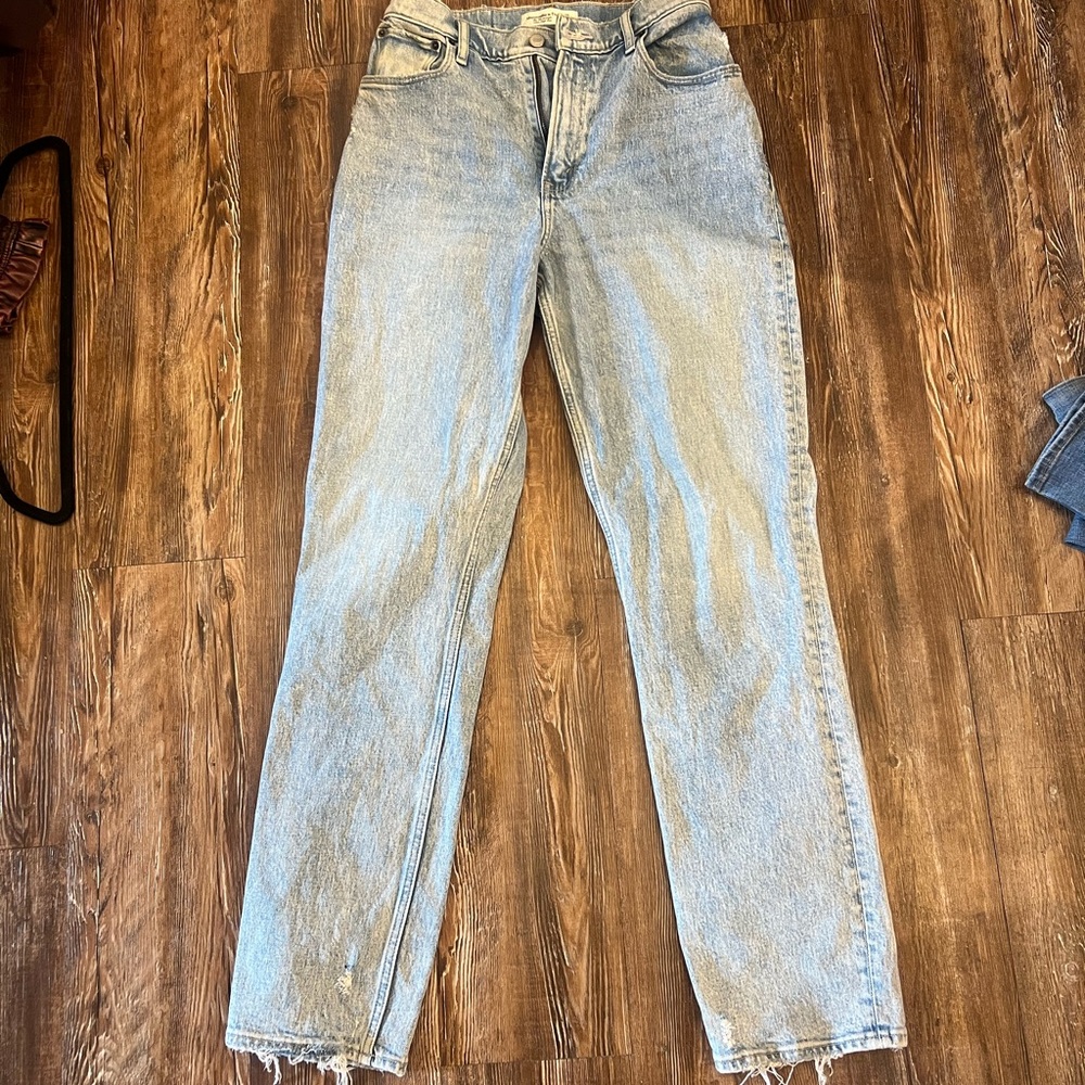 Abercrombie & Fitch 90’s Straight Curve Love Jeans